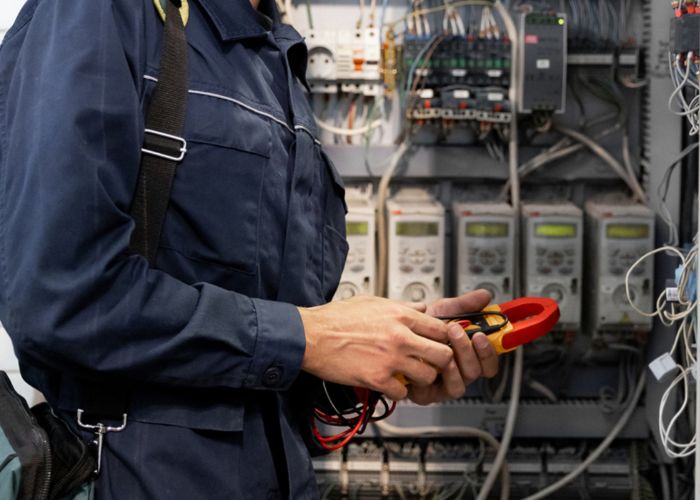 Curso Complementar SEP (Sistema Elétrico de Potência) Especialização NR10 Curso Complementar SEP (Sistema Elétrico de Potência) Especialização NR10