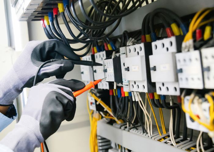 Prontuário de Instalações Elétricas NR10 O que sua empresa precisa ter